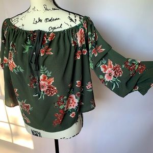 inTu olive green floral bohemian 3/4 sleeve blouse medium